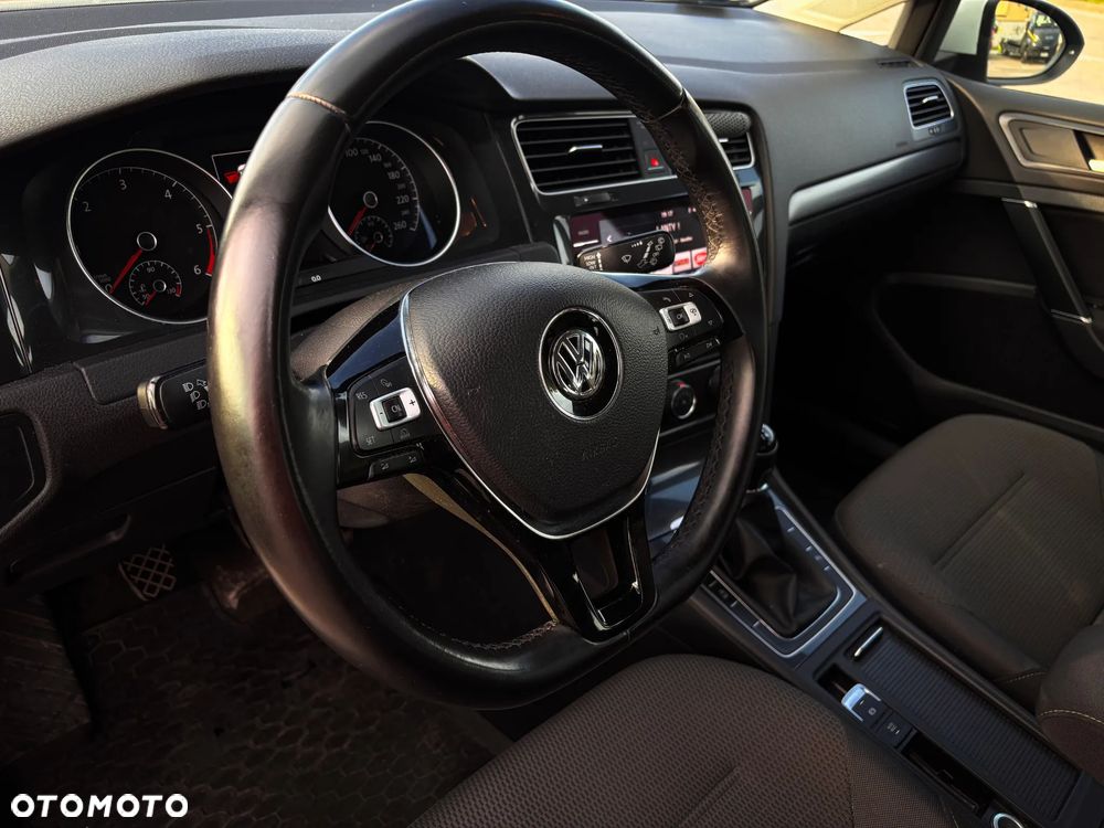 Volkswagen Golf 1.6 TDI BMT Comfortline - 7