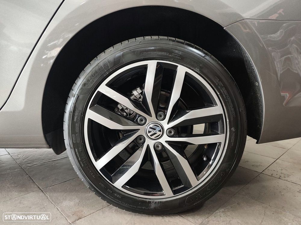 VW Golf Variant 1.6 TDi Sportline DSG - 10