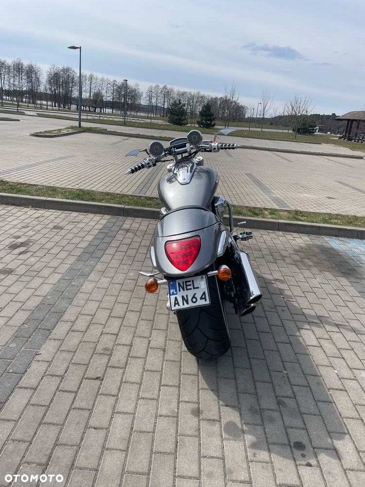 Suzuki Boulevard - 5