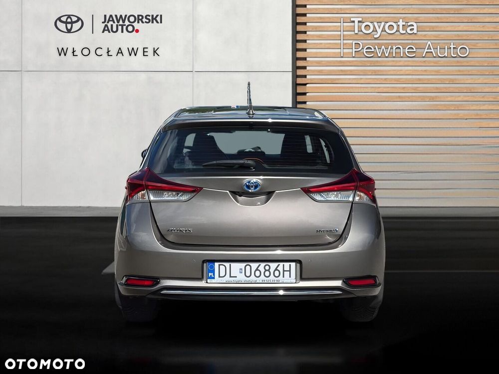 Toyota Auris Hybrid 135 Premium - 4