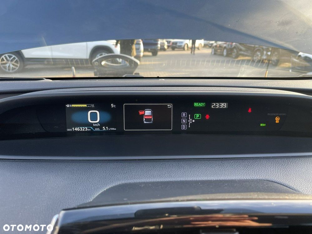 Toyota Prius Hybrid Comfort - 9