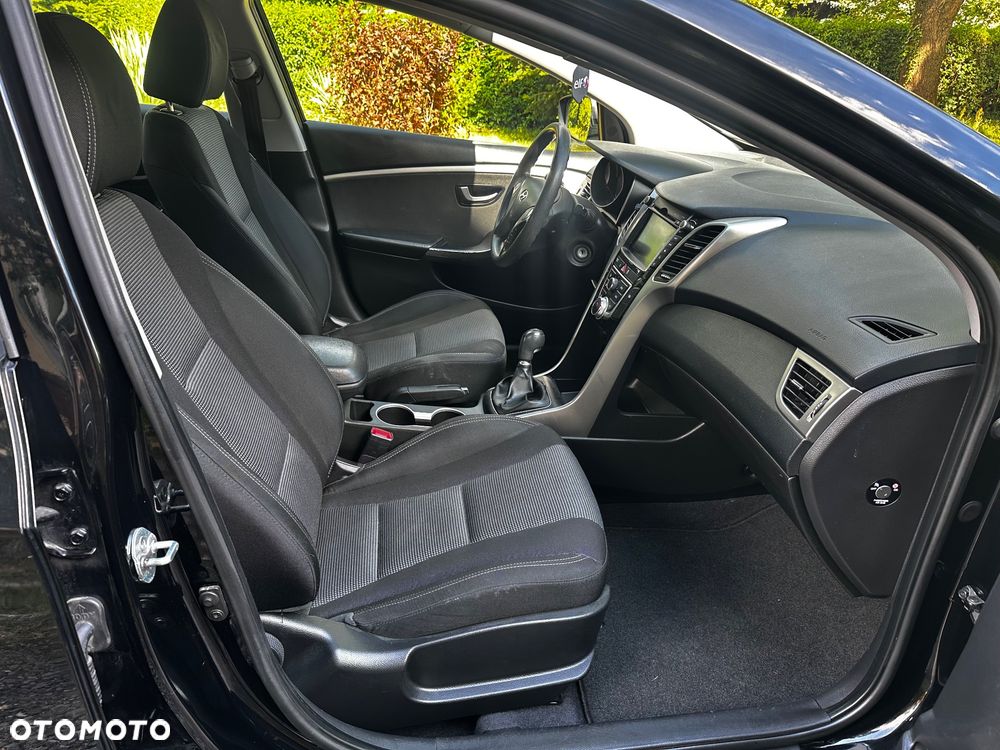 Hyundai i30 1.4 Premium - 14
