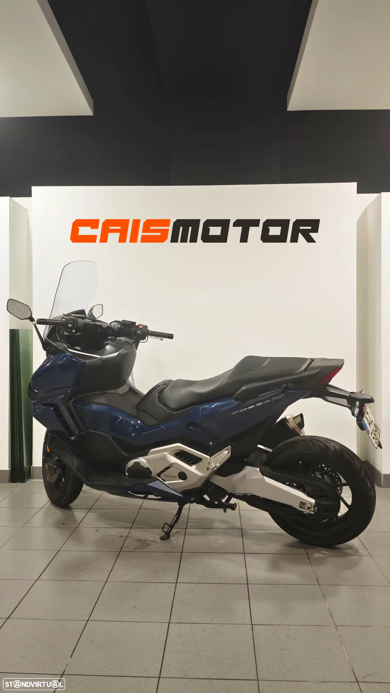 Honda Forza 750 - 16