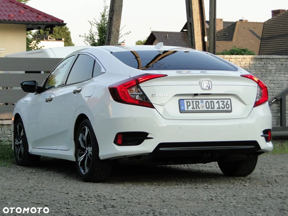 Honda Civic 1.5 T Executive CVT - 8