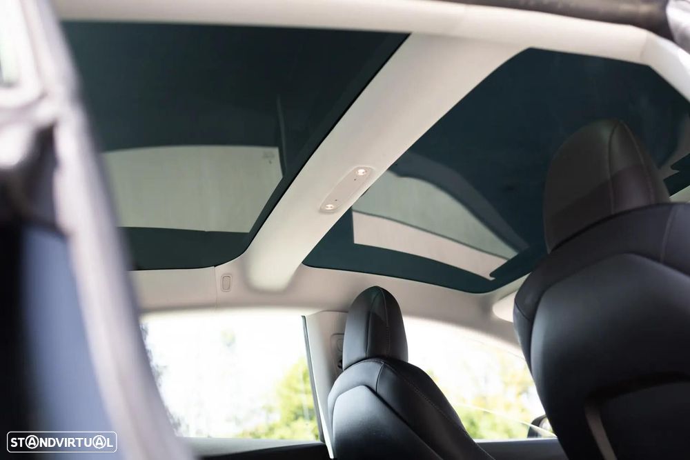 Tesla Model 3 Long-Range Dual Motor AWD - 13