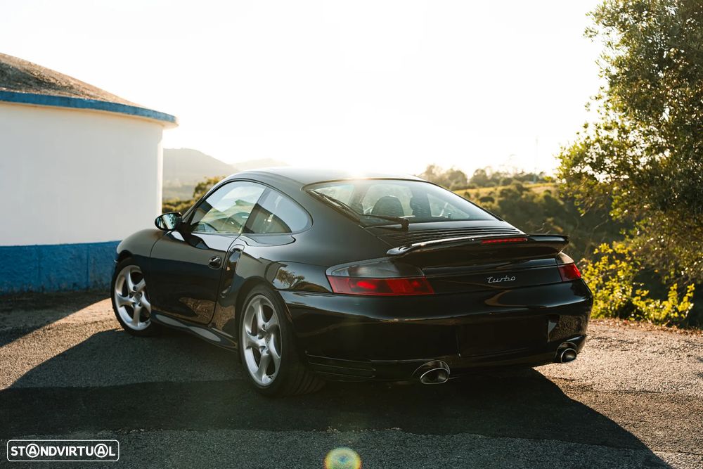 Porsche 911 (996) Turbo - 1