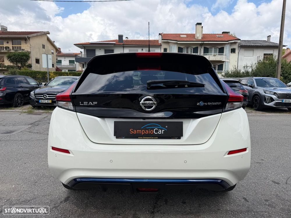 Nissan Leaf N-Connecta Two Tone - 13