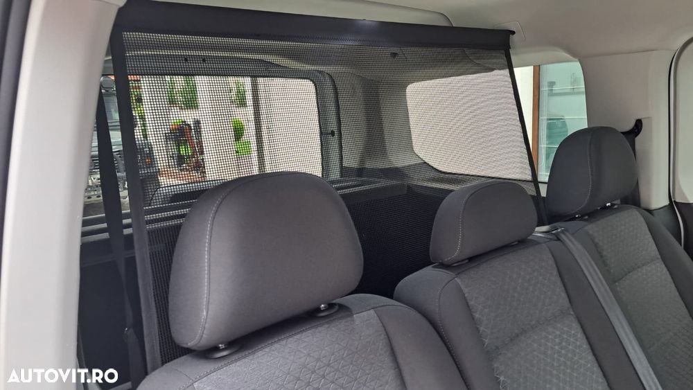 Ford Tourneo Connect 2.0L EcoBlue LWB Titanium - 24