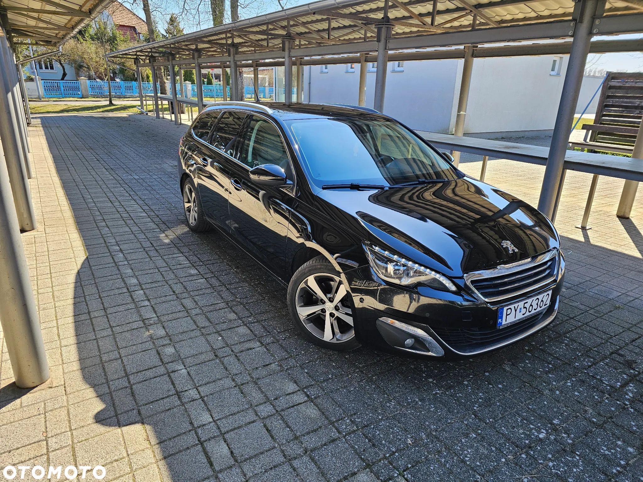 Peugeot 308 - 1