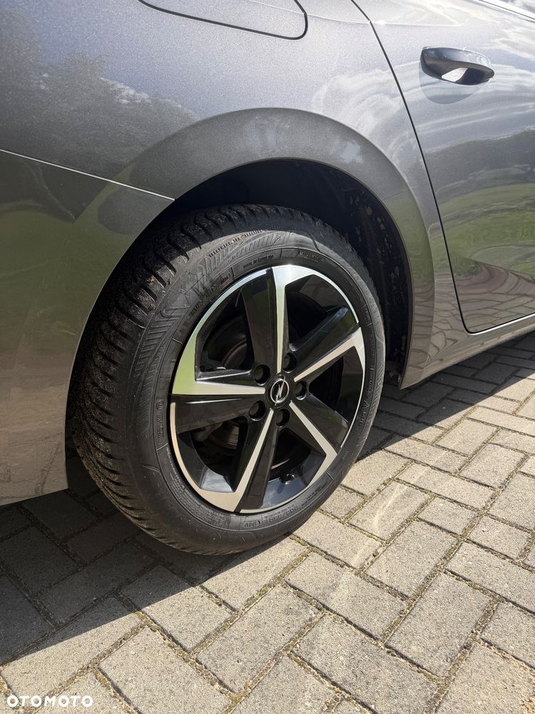 Opel Astra 1.2 Turbo GS Line - 10