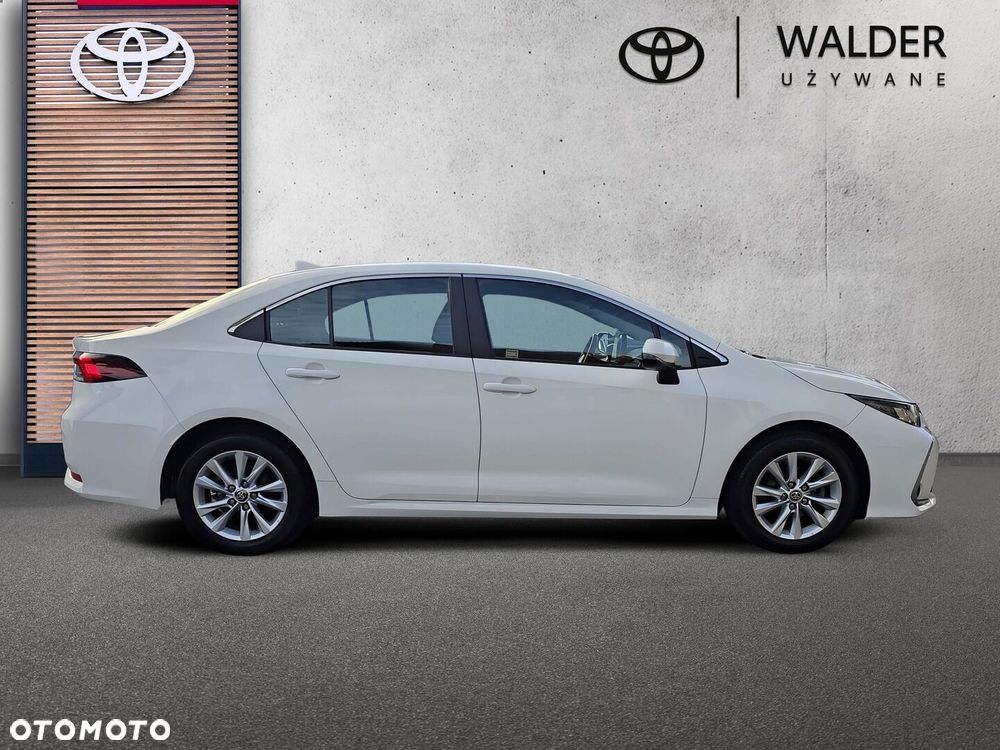 Toyota Corolla 1.8 Hybrid Comfort - 8