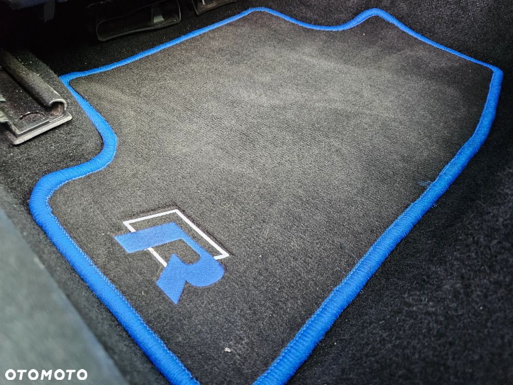 Volkswagen Golf R 4Motion BlueMotion Technology - 12