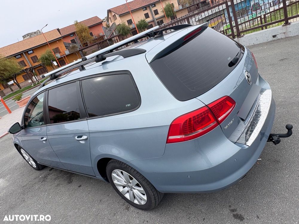 Volkswagen Passat - 21