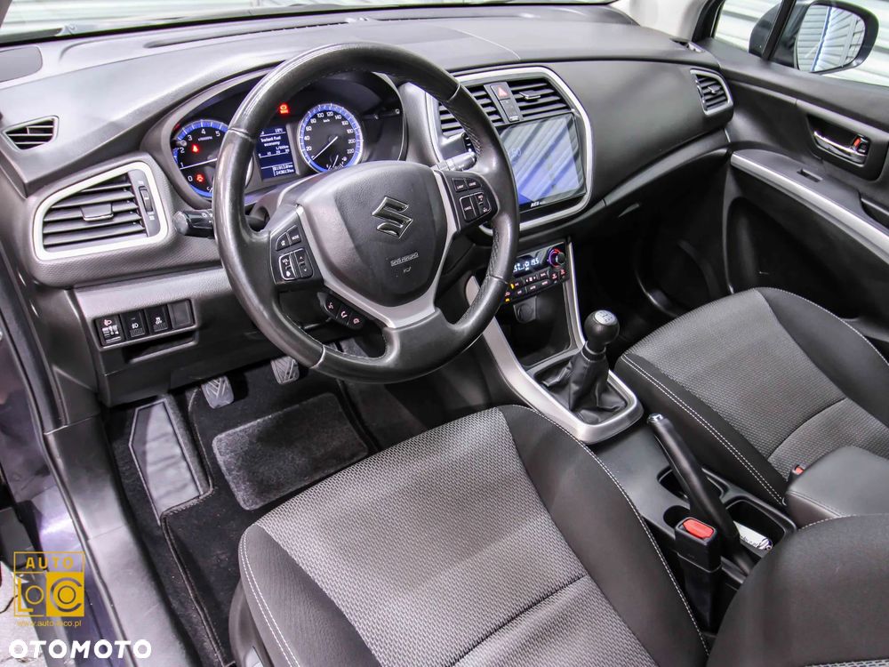 Suzuki SX4 1.6 Premium - 16