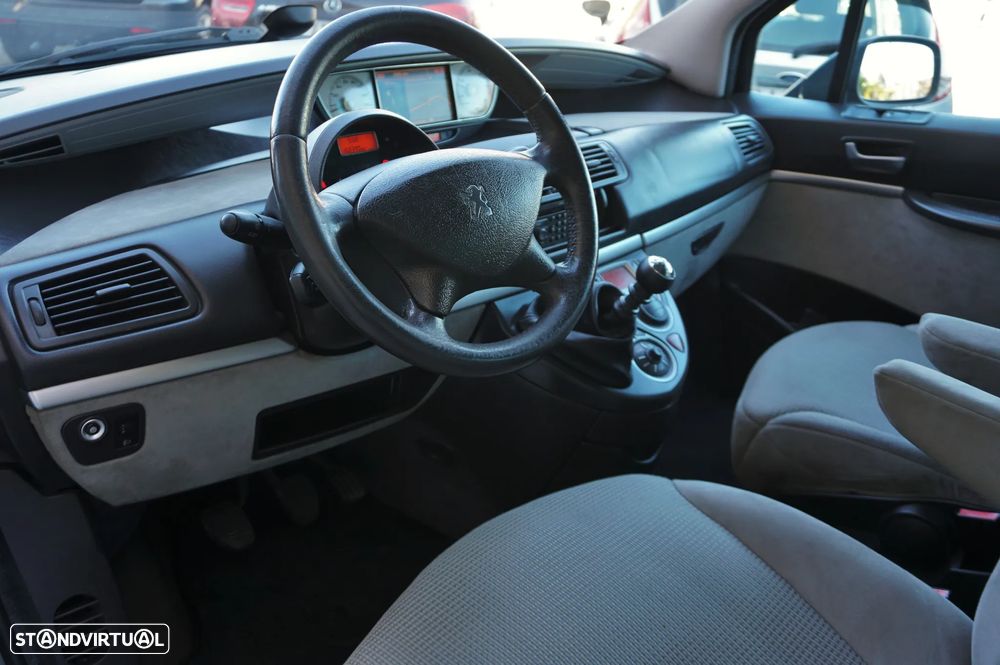 Peugeot 807 2.0 HDi Navteq - 9