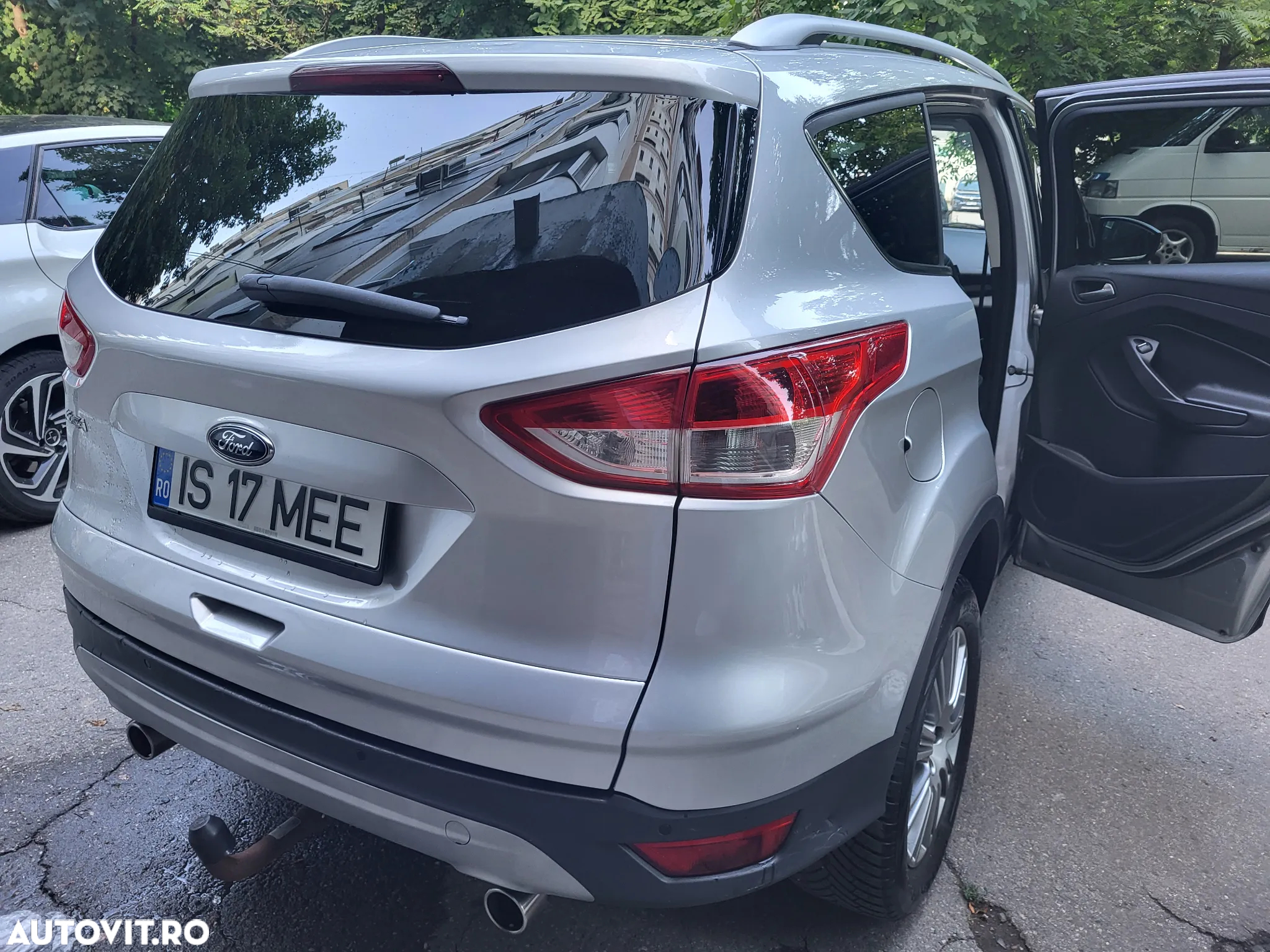 Ford Kuga 2.0 TDCi 4WD Powershift Titanium - 10