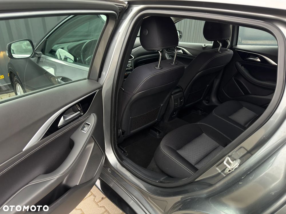 Infiniti Q30 2.2d Sport AWD 7DCT - 19