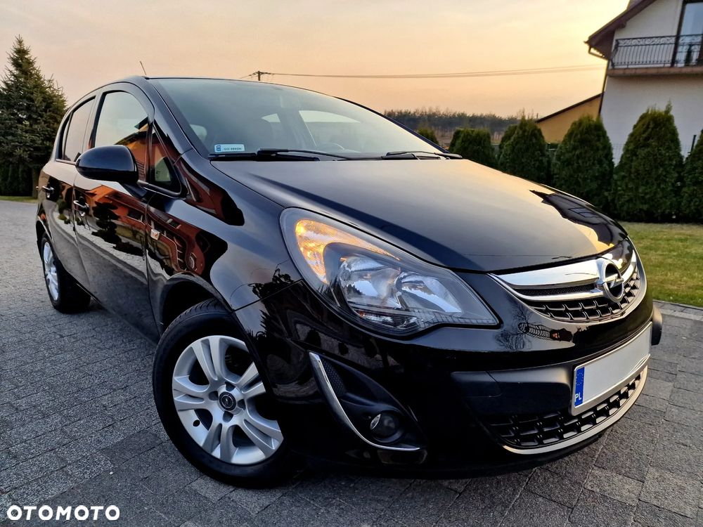 Opel Corsa 1.2 16V Cosmo - 6