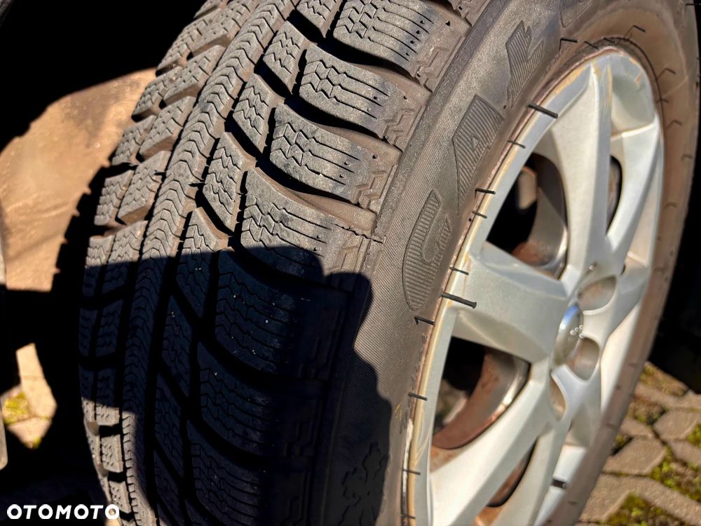 Toyota Prius 1.5 VVT-i Sol - 16