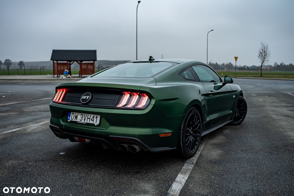 Ford Mustang - 35