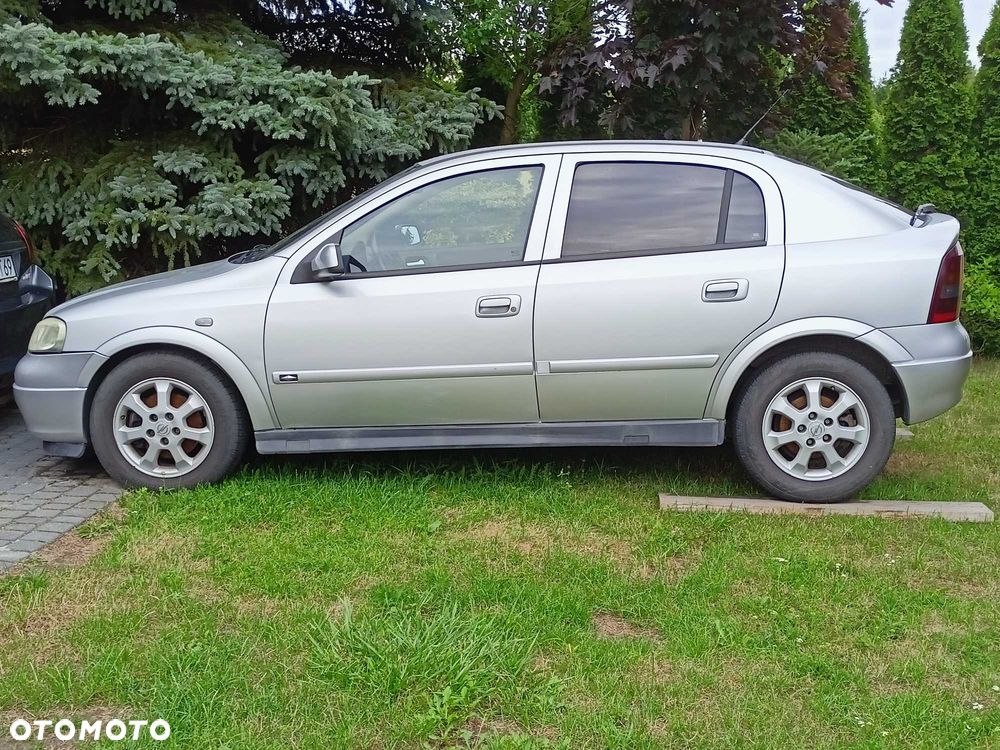 Opel Astra - 1