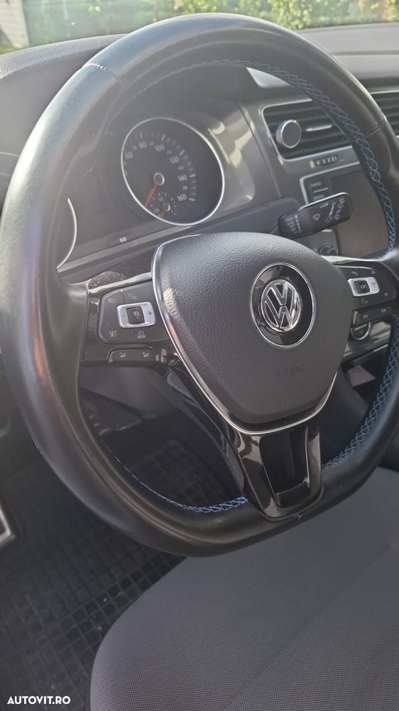 Volkswagen Golf e-Golf - 12