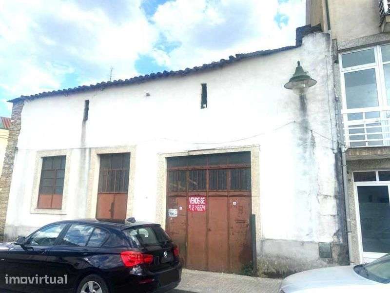 Imóvel para reconstrução no centro de Mirandela - Grande imagem: 4/12