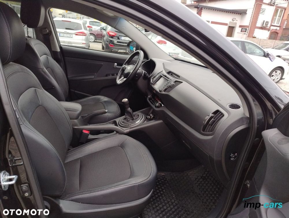 Kia Sportage - 12