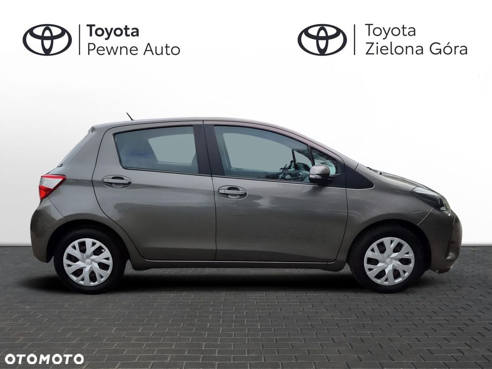 Toyota Yaris 1.5 Premium CVT - 6