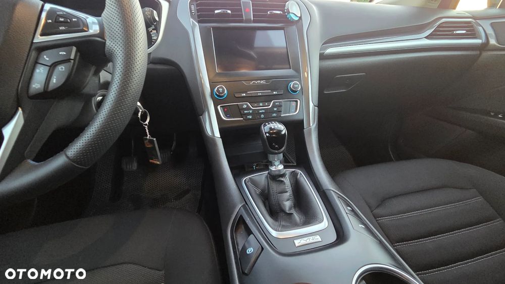 Ford Mondeo 2.0 EcoBlue Titanium - 13