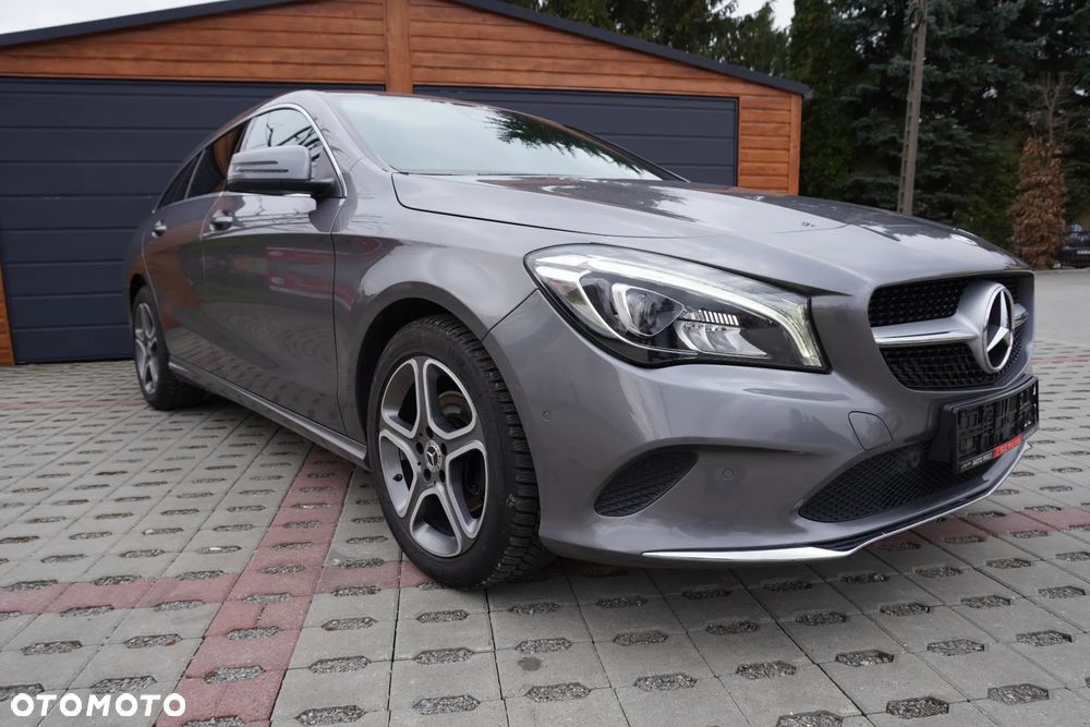 Mercedes-Benz CLA 200 Peak Edition - 13
