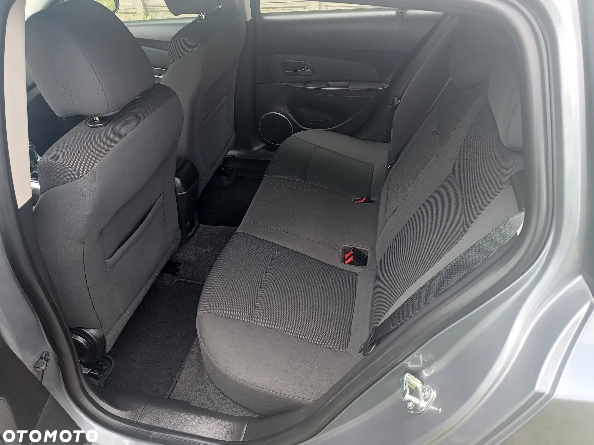 Chevrolet Cruze 1.6 LT+ - 11
