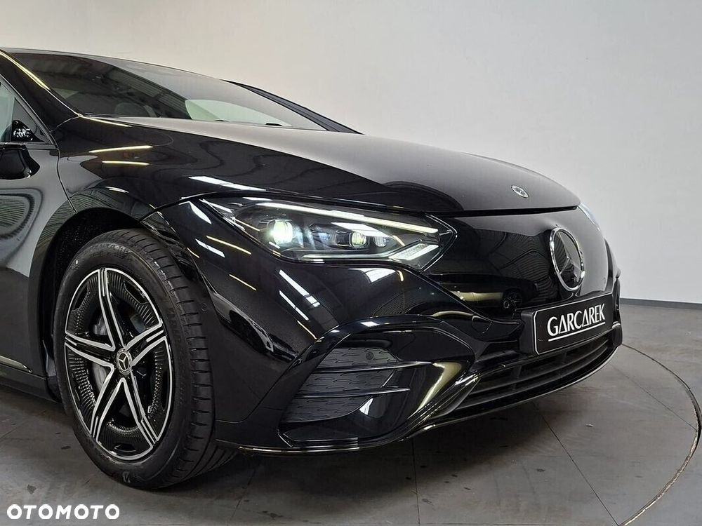 Mercedes-Benz EQE - 5