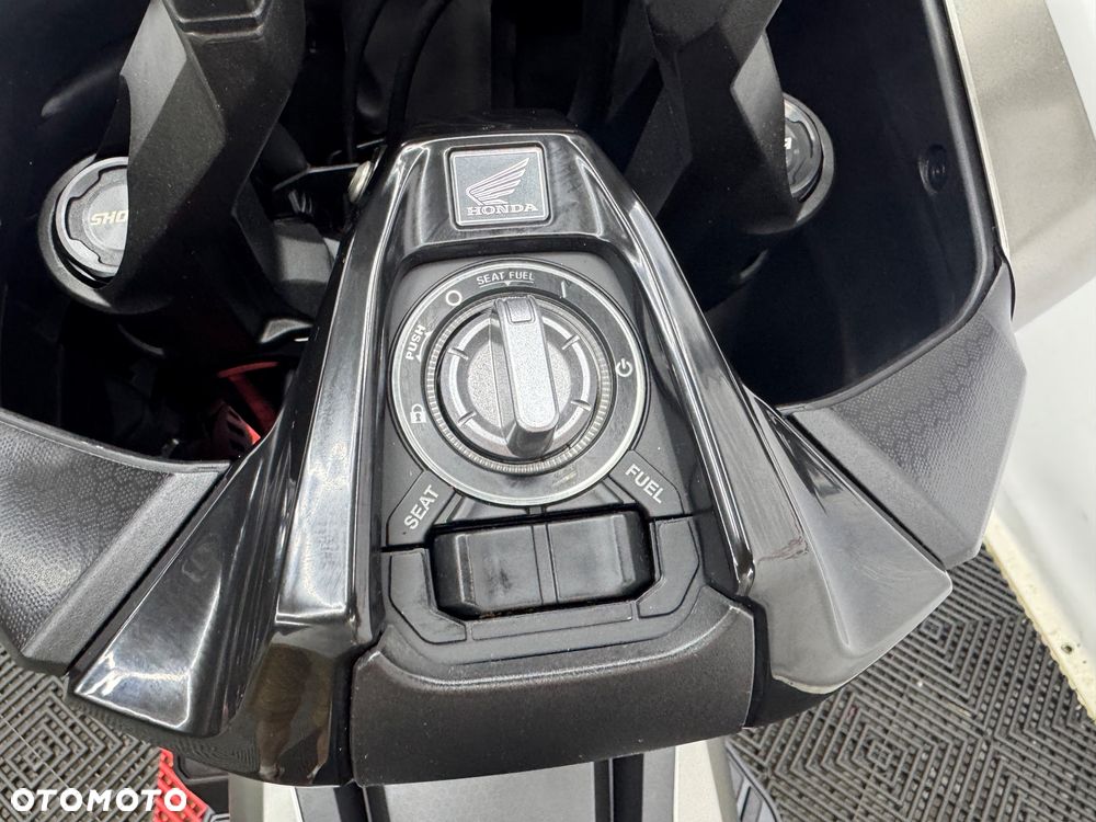 Honda ADV350 - 25