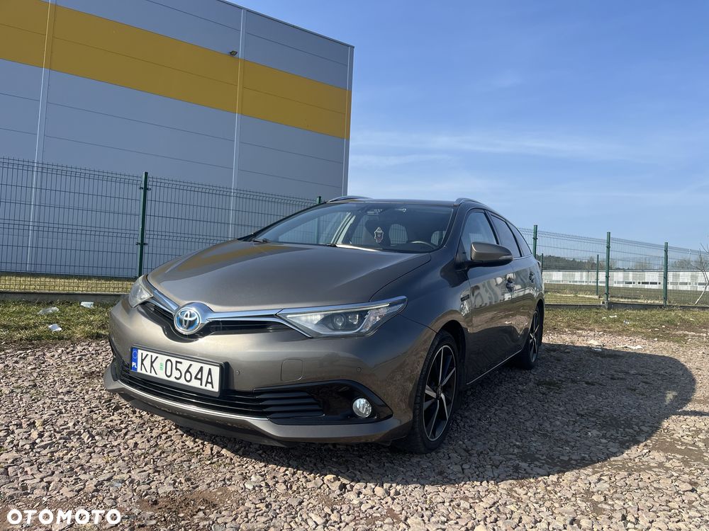 Toyota Auris - 1