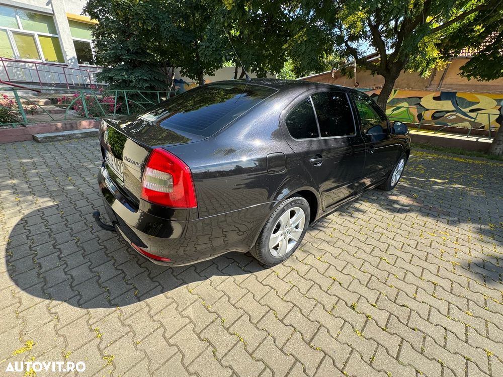 SKODA Octavia 2010 — imagine 6