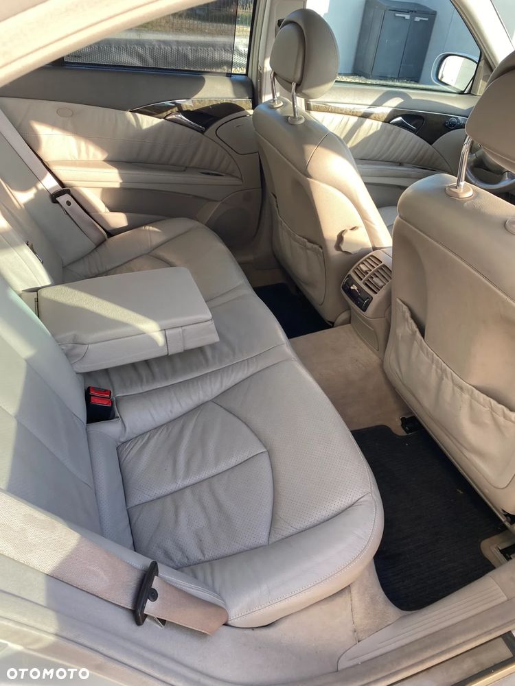 Mercedes-Benz Klasa E 220 CDI Automatik Avantgarde - 8