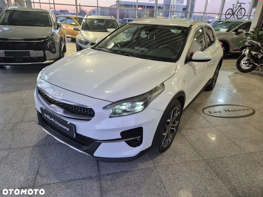 Kia XCeed 1.5 T-GDI M - 2