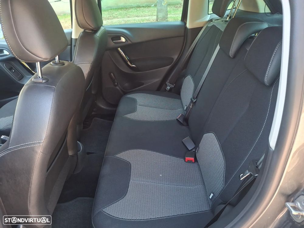 Citroën C3 1.4 HDi Exclusive 99g - 12