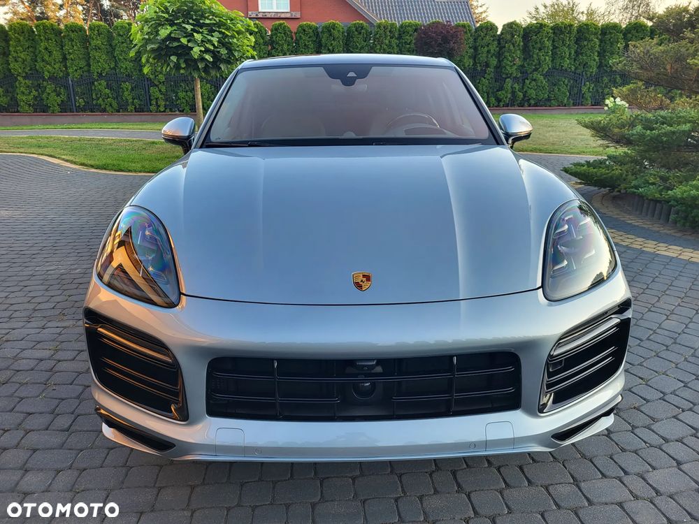 Porsche Cayenne GTS - 2