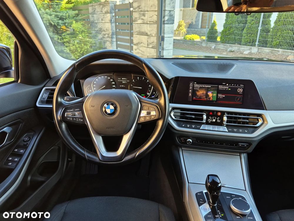 BMW Seria 3 318i Advantage sport - 11
