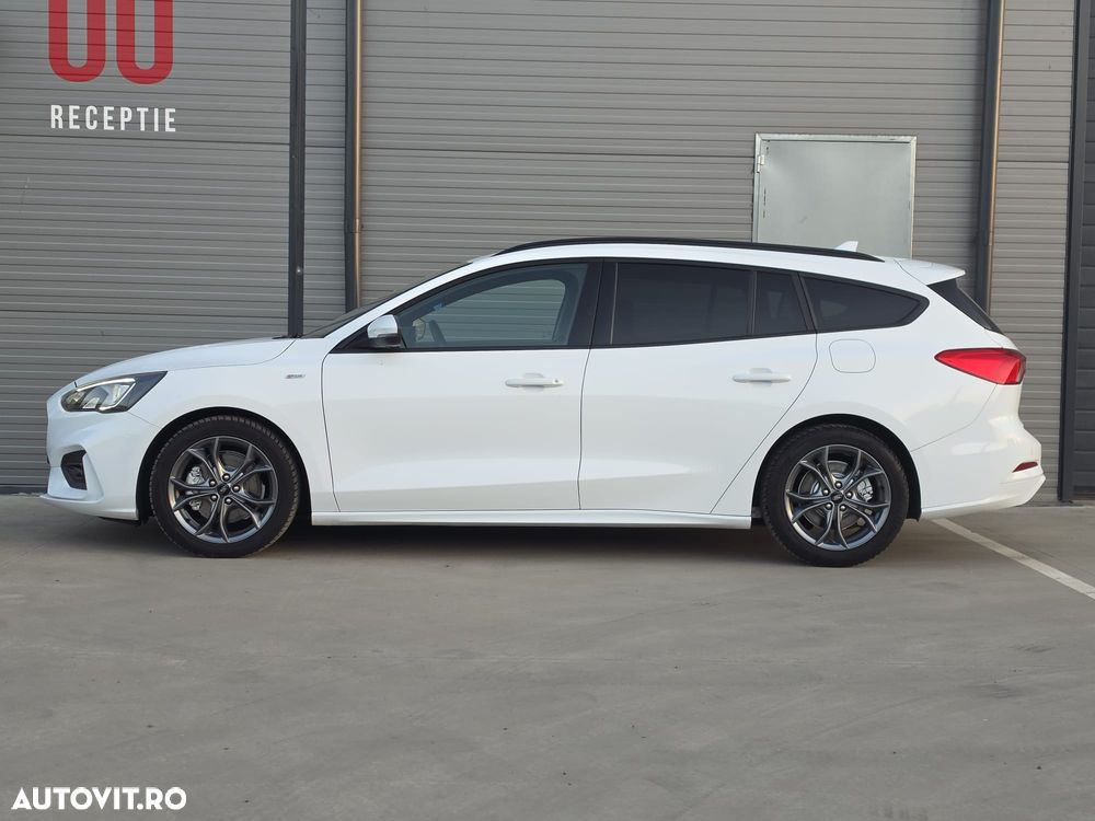 Ford Focus 1.5 EcoBoost ST-Line - 9