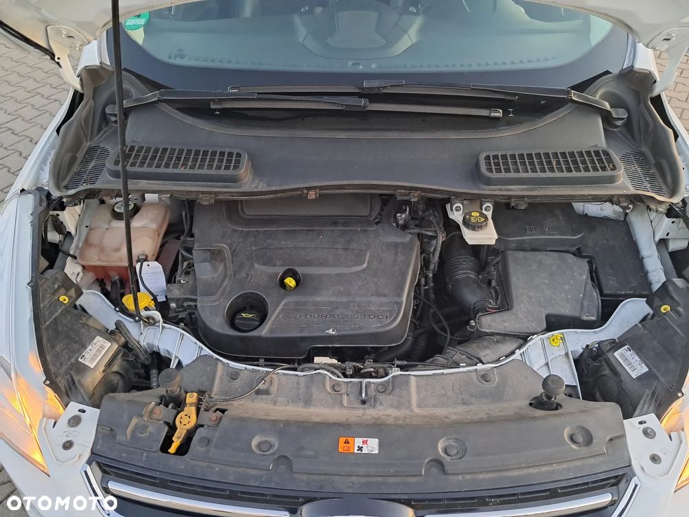 Ford Kuga 2.0 TDCi Titanium - 4