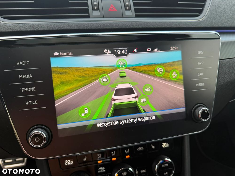 Skoda Superb 2.0 TSI Sportline DSG - 16