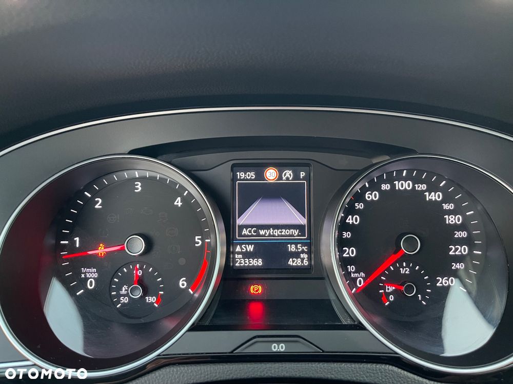 Volkswagen Passat 2.0 TDI 4Mot Elegance DSG - 30