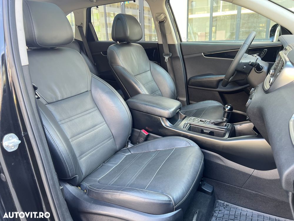 Kia Sorento 2.2 CRDi AWD Aut. Platinum Edition - 6