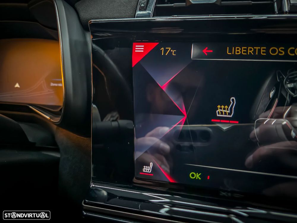 DS DS7 Crossback BlueHDI 130 Aut. Performance Line + - 29