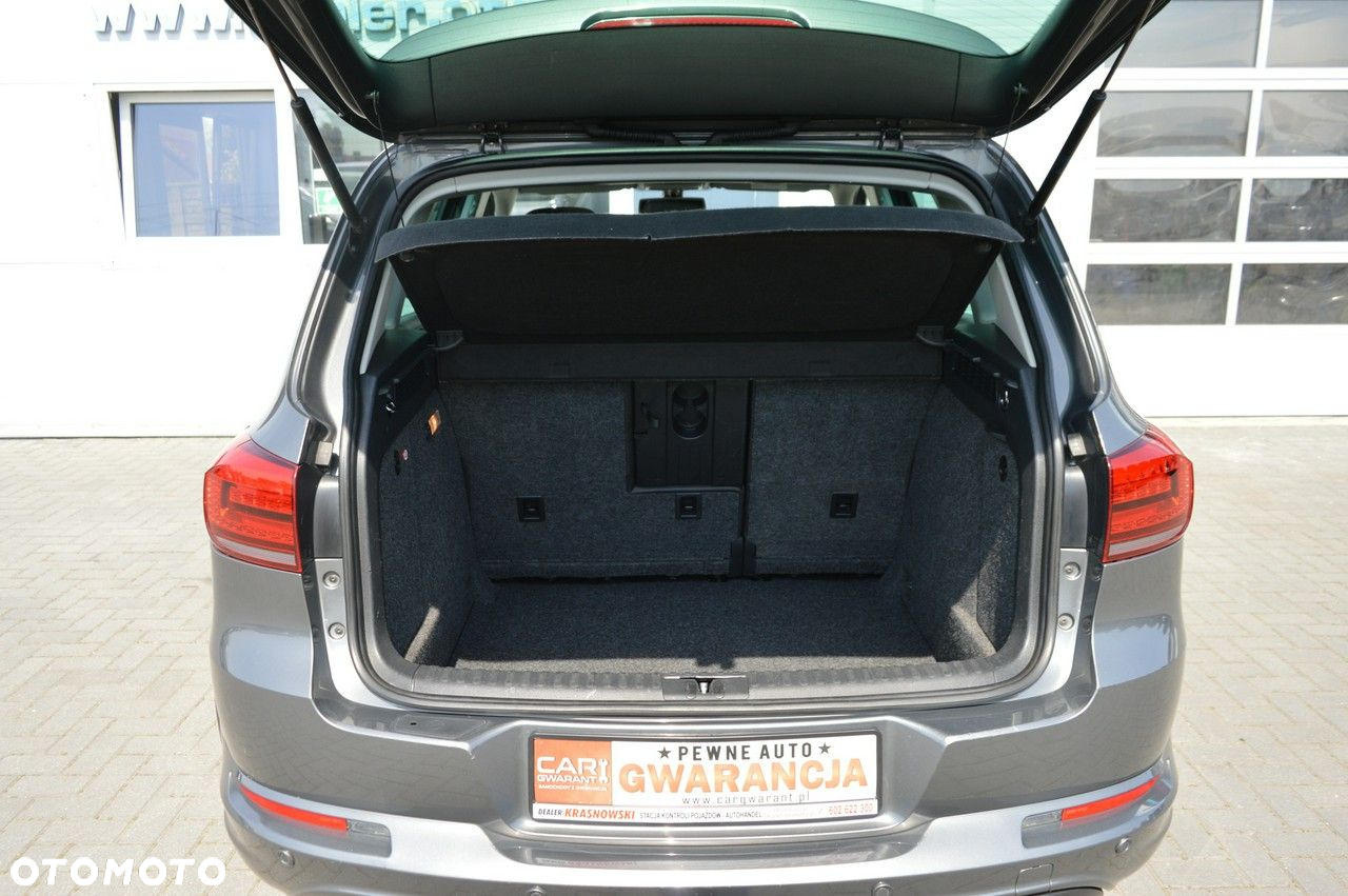 Volkswagen Tiguan - 31