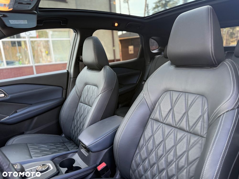 Nissan Qashqai 1.3 DIG-T MHEV 4x4 Tekna+ Xtronic - 22