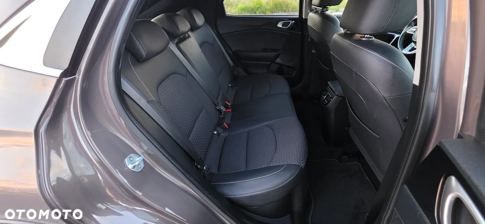 Kia XCeed 1.6 GDI PHEV L Business Line DCT - 15